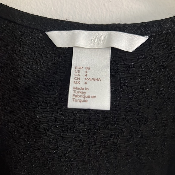 HM front tie shirt - Picture 3 of 6